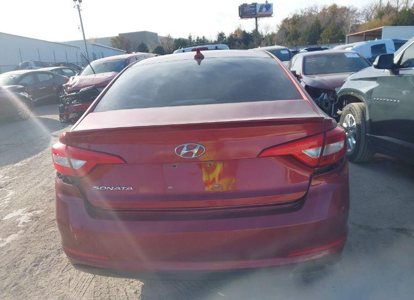 Photo 16 of 2015 Hyundai Sonata SE (VIN 5NPE24AF4FH069425)