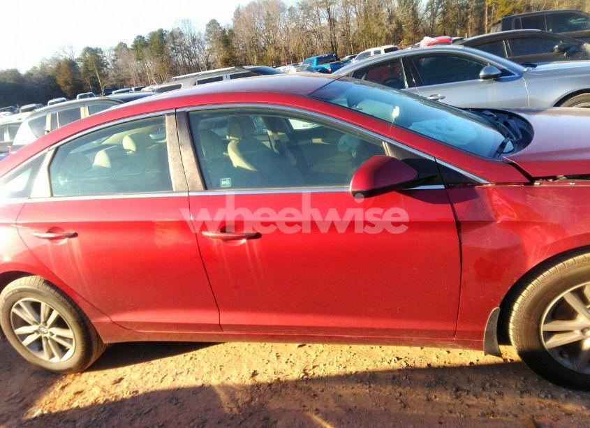 Photo 13 of 2015 Hyundai Sonata SE (VIN 5NPE24AF4FH099718)