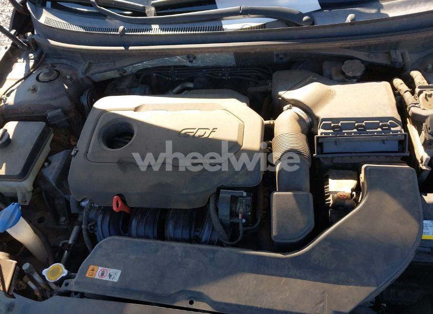 Photo 10 of 2015 Hyundai Sonata SE (VIN 5NPE24AF4FH102634)