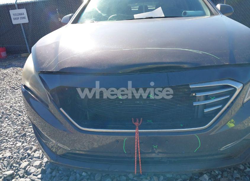 Photo 6 of 2015 Hyundai Sonata SE (VIN 5NPE24AF4FH102634)