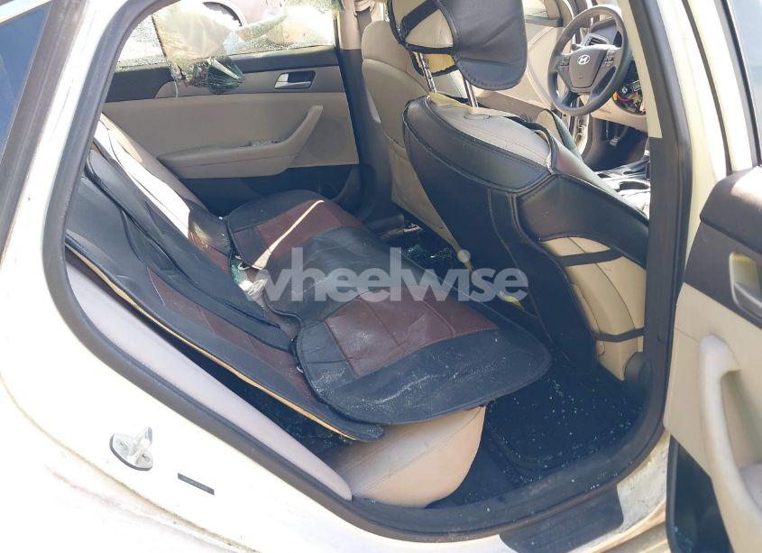 Photo 8 of 2015 Hyundai Sonata SE (VIN 5NPE24AF4FH109101)