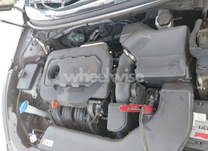 Photo 10 of 2015 Hyundai Sonata SE (VIN 5NPE24AF4FH112774)