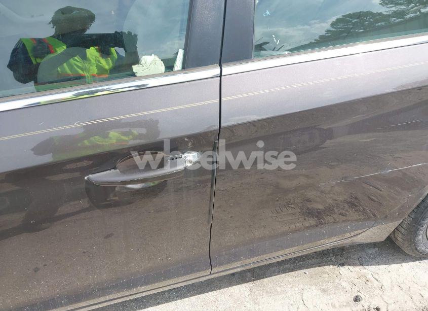 Photo 6 of 2015 Hyundai Sonata SE (VIN 5NPE24AF4FH112774)