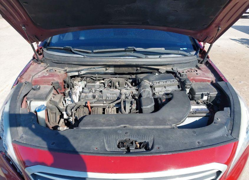 Photo 10 of 2015 Hyundai Sonata SE (VIN 5NPE24AF4FH122110)