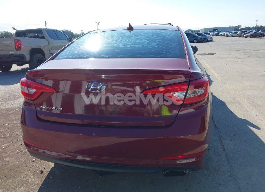 Photo 17 of 2015 Hyundai Sonata SE (VIN 5NPE24AF4FH122110)