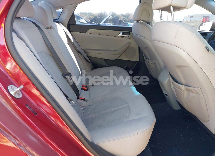 Photo 8 of 2015 Hyundai Sonata SE (VIN 5NPE24AF4FH122110)