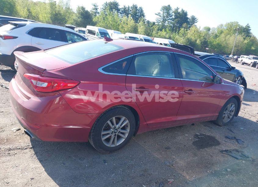 Photo 13 of 2015 Hyundai Sonata SE (VIN 5NPE24AF4FH123645)