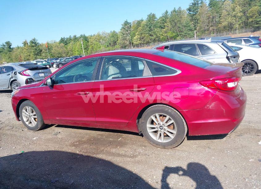 Photo 14 of 2015 Hyundai Sonata SE (VIN 5NPE24AF4FH123645)