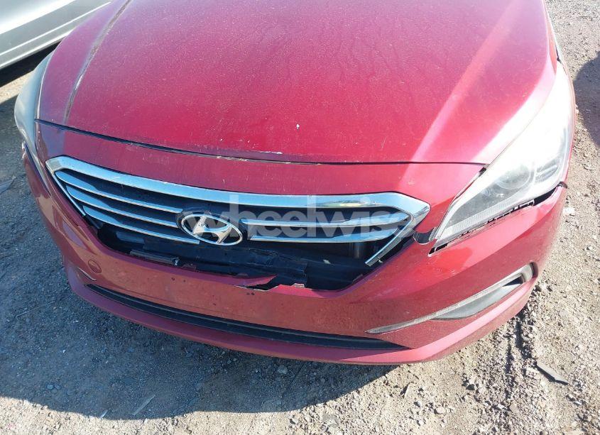 Photo 6 of 2015 Hyundai Sonata SE (VIN 5NPE24AF4FH123645)