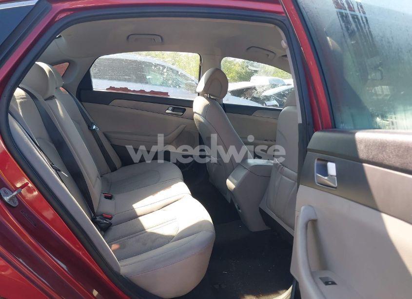 Photo 8 of 2015 Hyundai Sonata SE (VIN 5NPE24AF4FH123645)