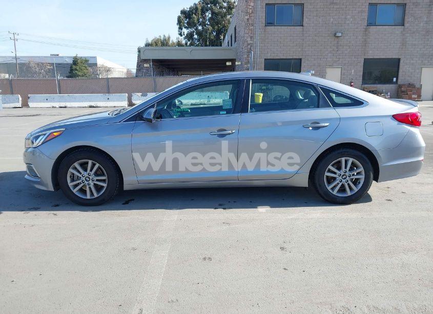 Photo 14 of 2015 Hyundai Sonata SE (VIN 5NPE24AF4FH156094)