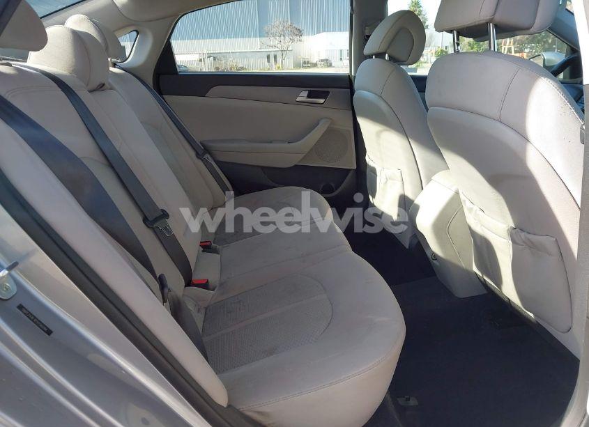 Photo 8 of 2015 Hyundai Sonata SE (VIN 5NPE24AF4FH156094)