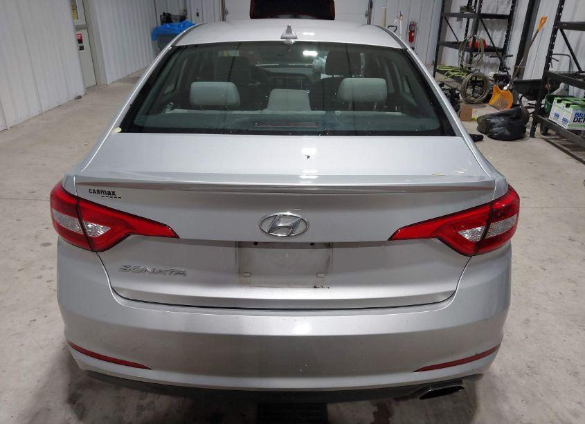 Photo 16 of 2015 Hyundai Sonata SE (VIN 5NPE24AF4FH156693)