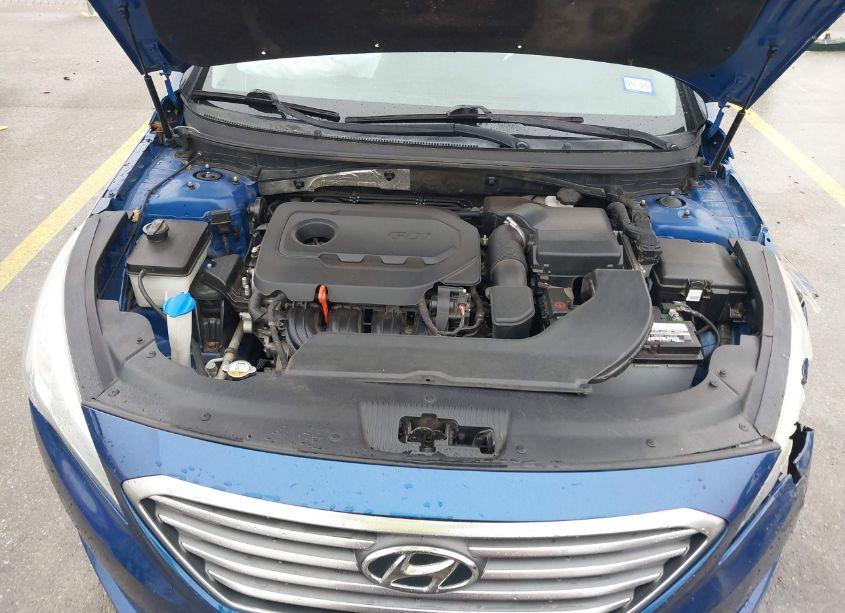 Photo 10 of 2015 Hyundai Sonata SE (VIN 5NPE24AF4FH225026)