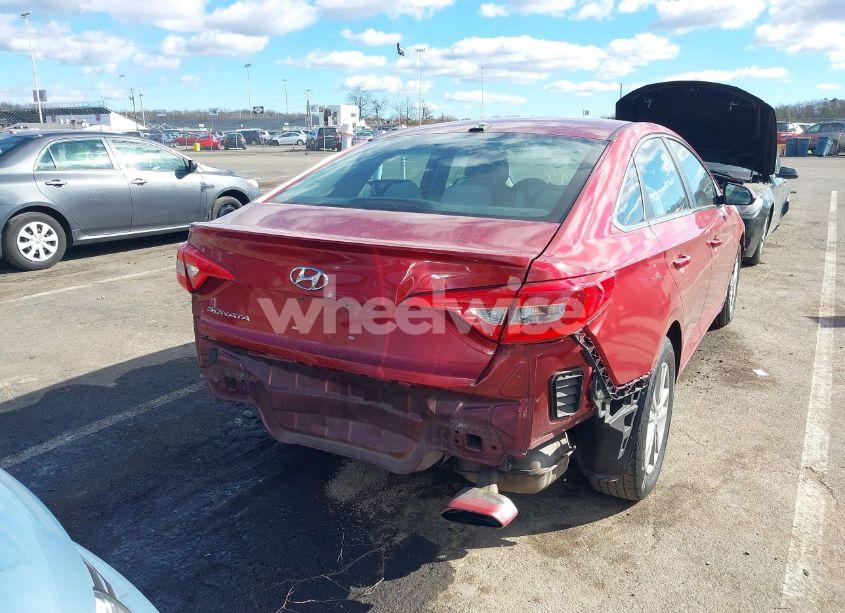 Photo 6 of 2015 Hyundai Sonata SE (VIN 5NPE24AF4FH252193)