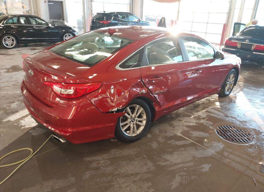 Photo 4 of 2016 Hyundai Sonata SE (VIN 5NPE24AF4GH260232)