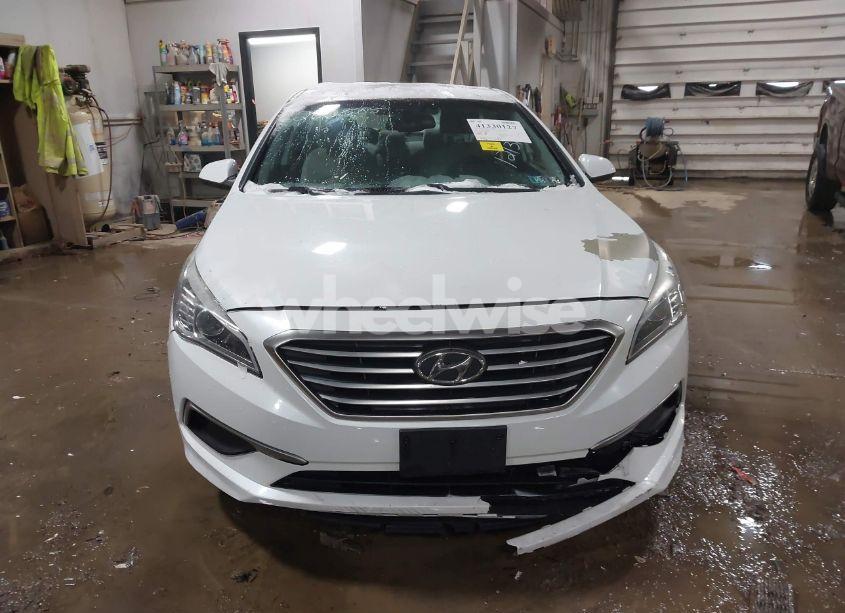 Photo 12 of 2016 Hyundai Sonata SE (VIN 5NPE24AF4GH260585)