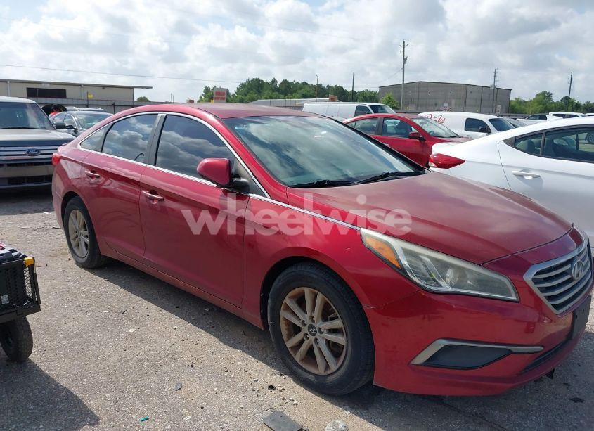 2016 Hyundai Sonata SE (VIN 5NPE24AF4GH273420) main photo