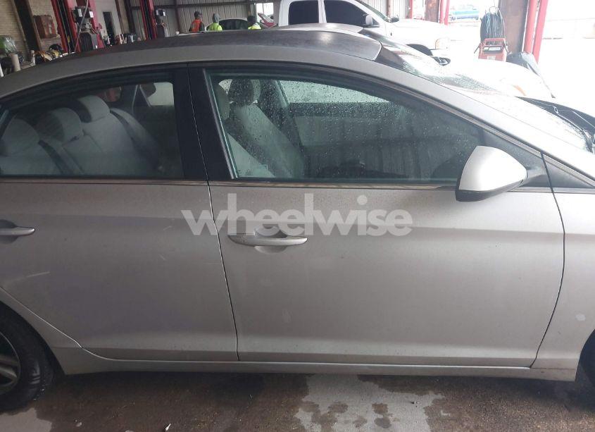 Photo 14 of 2016 Hyundai Sonata SE (VIN 5NPE24AF4GH280920)