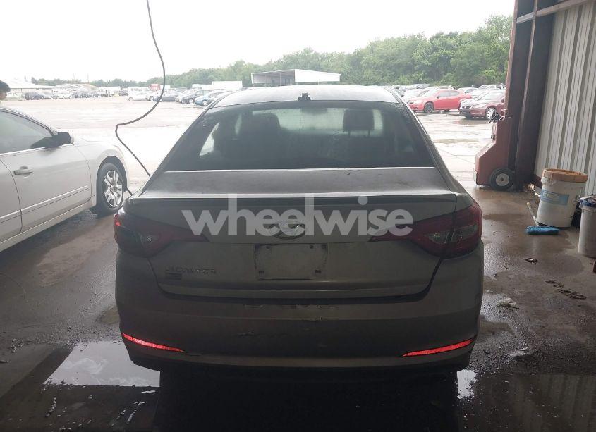 Photo 17 of 2016 Hyundai Sonata SE (VIN 5NPE24AF4GH280920)