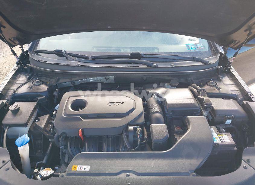 Photo 10 of 2016 Hyundai Sonata SE (VIN 5NPE24AF4GH291044)