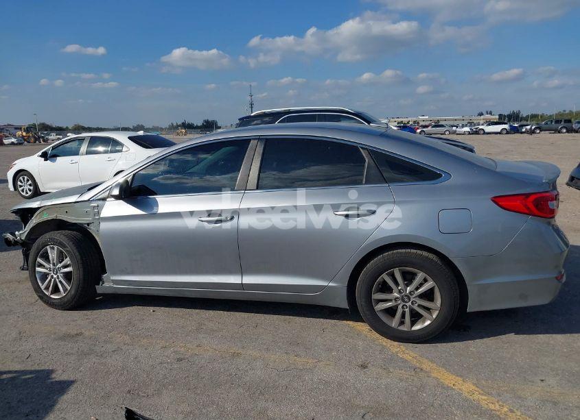 Photo 15 of 2016 Hyundai Sonata SE (VIN 5NPE24AF4GH295952)