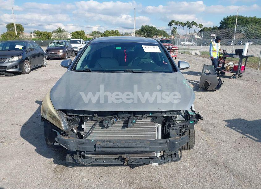 Photo 6 of 2016 Hyundai Sonata SE (VIN 5NPE24AF4GH295952)