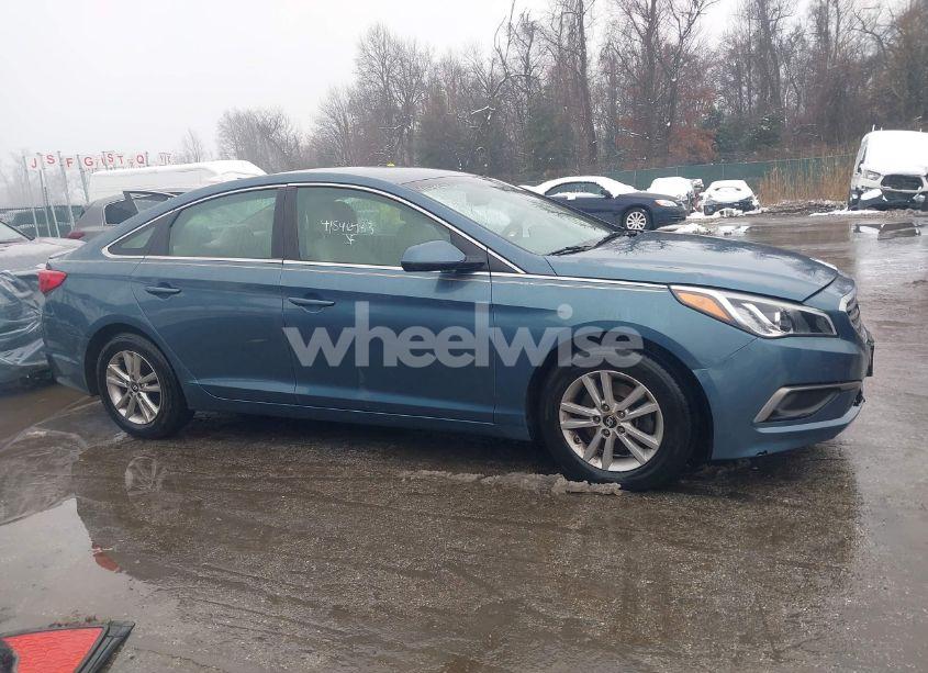 Photo 13 of 2016 Hyundai Sonata SE (VIN 5NPE24AF4GH313740)