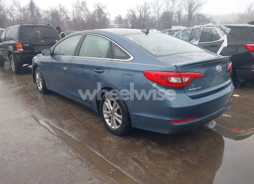Photo 3 of 2016 Hyundai Sonata SE (VIN 5NPE24AF4GH313740)