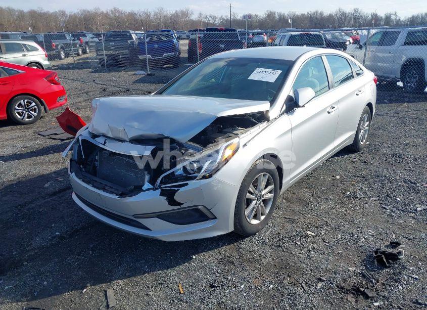 Photo 2 of 2016 Hyundai Sonata SE (VIN 5NPE24AF4GH314516)