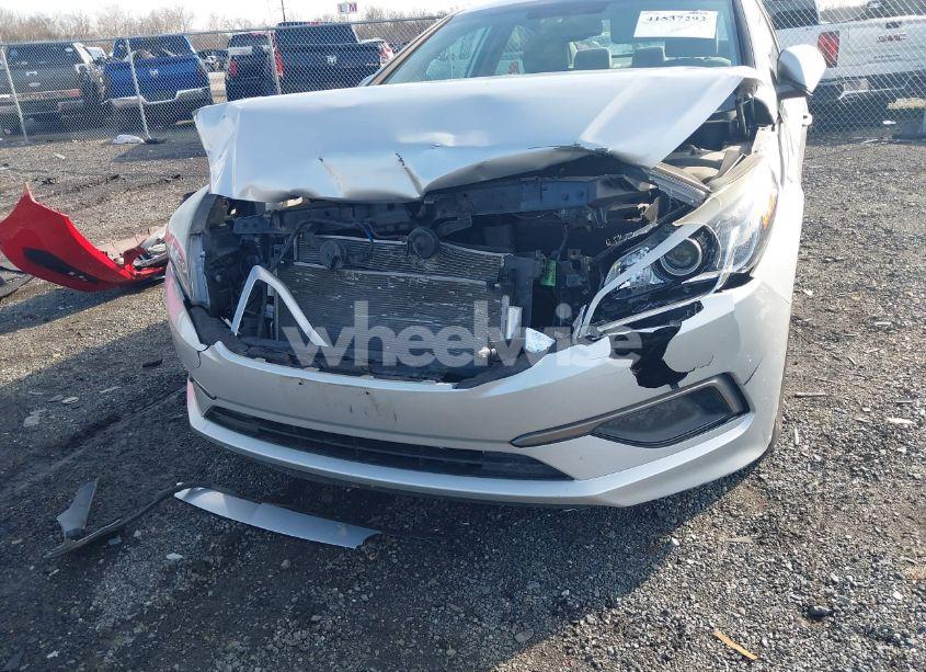 Photo 6 of 2016 Hyundai Sonata SE (VIN 5NPE24AF4GH314516)