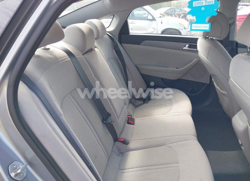 Photo 8 of 2016 Hyundai Sonata SE (VIN 5NPE24AF4GH318145)