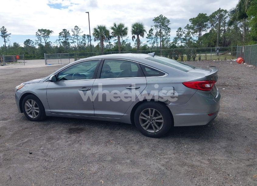 Photo 14 of 2016 Hyundai Sonata SE (VIN 5NPE24AF4GH331946)