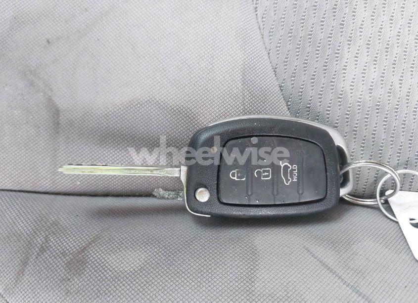 Photo 11 of 2016 Hyundai Sonata SE (VIN 5NPE24AF4GH338802)