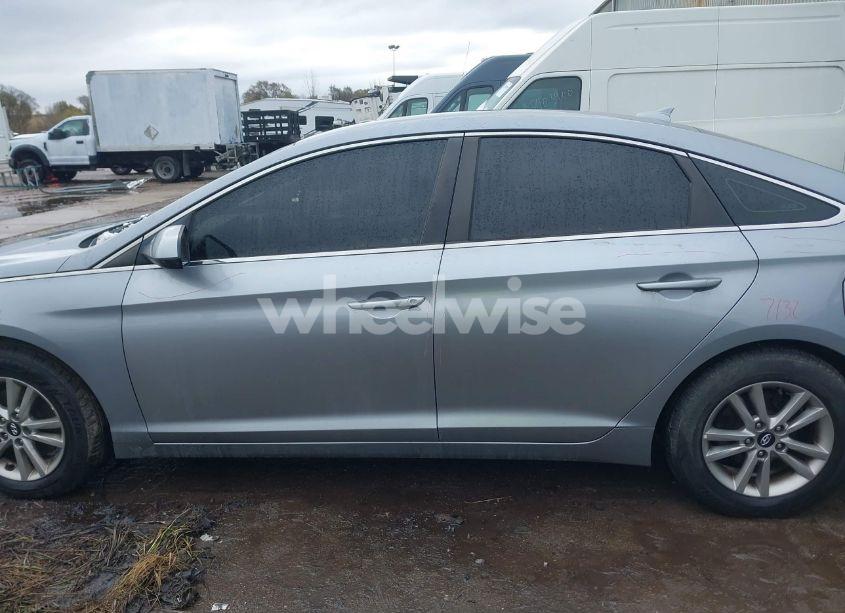 Photo 15 of 2016 Hyundai Sonata SE (VIN 5NPE24AF4GH338802)