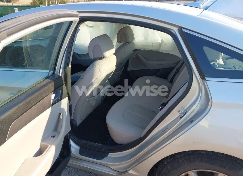 Photo 8 of 2016 Hyundai Sonata SE (VIN 5NPE24AF4GH352926)