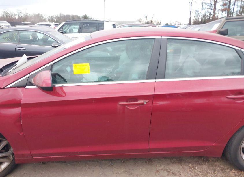 Photo 13 of 2016 Hyundai Sonata SE (VIN 5NPE24AF4GH357186)