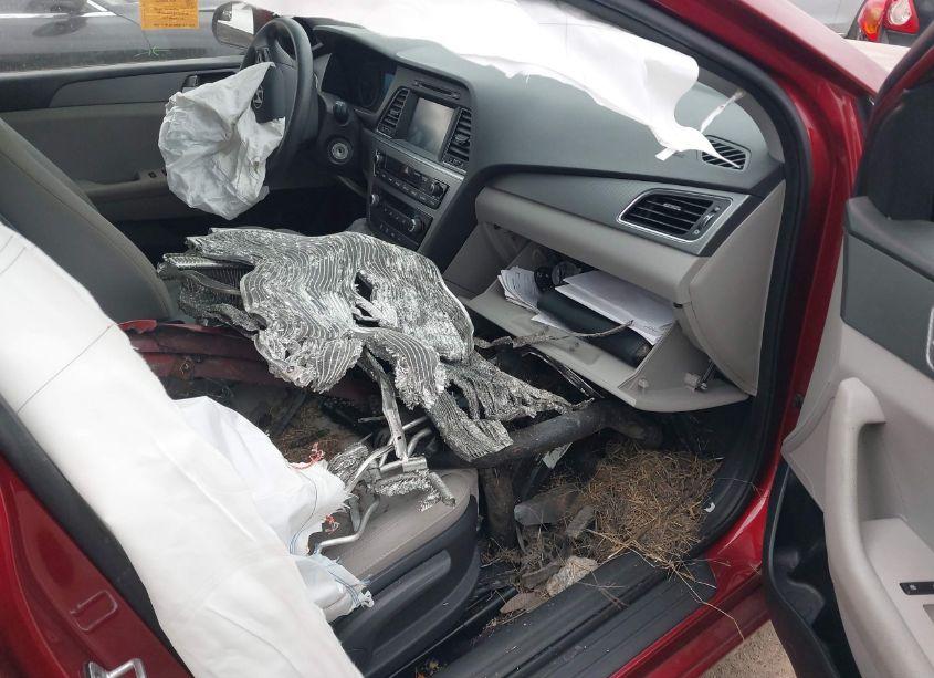 Photo 5 of 2016 Hyundai Sonata SE (VIN 5NPE24AF4GH357186)