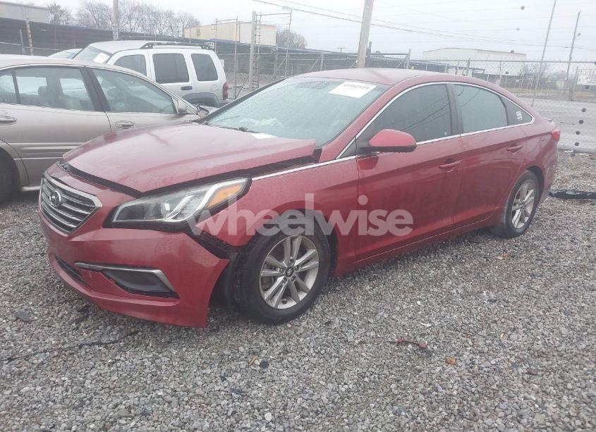 Photo 2 of 2016 Hyundai Sonata SE (VIN 5NPE24AF4GH363599)