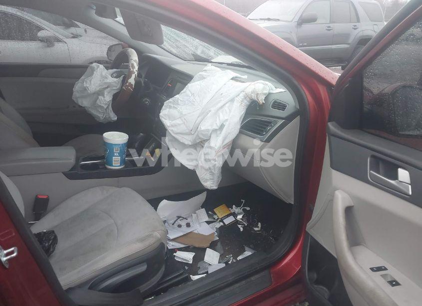 Photo 5 of 2016 Hyundai Sonata SE (VIN 5NPE24AF4GH363599)