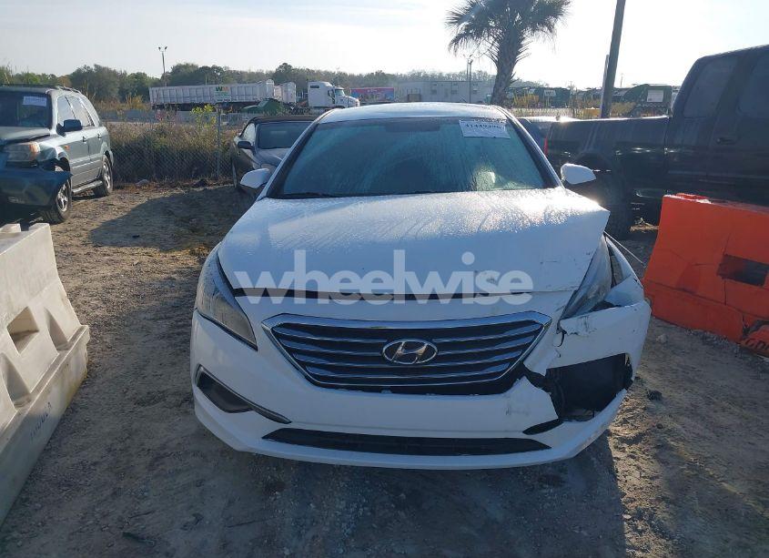 Photo 12 of 2016 Hyundai Sonata SE (VIN 5NPE24AF4GH368270)