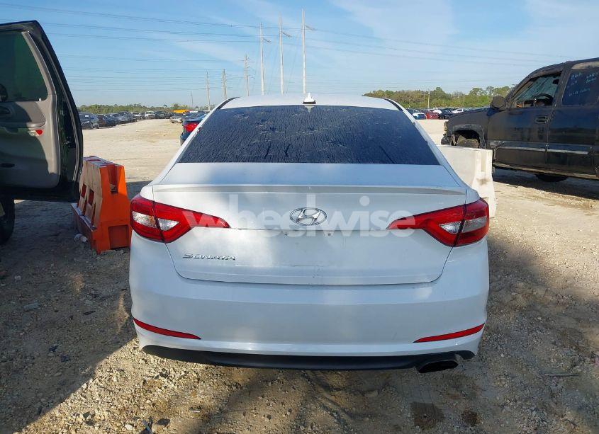 Photo 16 of 2016 Hyundai Sonata SE (VIN 5NPE24AF4GH368270)