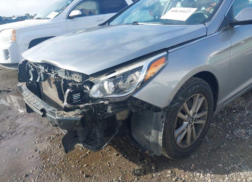Photo 18 of 2016 Hyundai Sonata SE (VIN 5NPE24AF4GH371640)