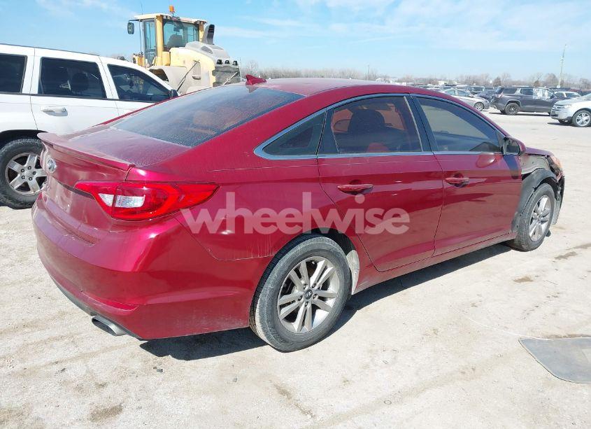 Photo 4 of 2016 Hyundai Sonata SE (VIN 5NPE24AF4GH407648)