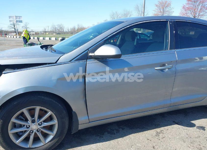 Photo 19 of 2016 Hyundai Sonata SE (VIN 5NPE24AF4GH407925)