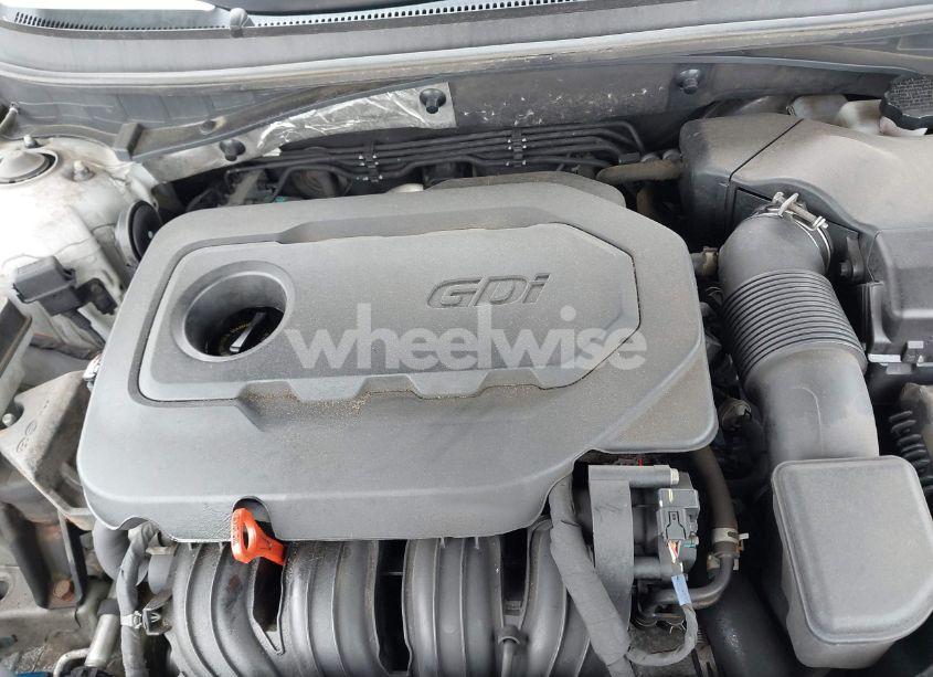 Photo 10 of 2016 Hyundai Sonata SE (VIN 5NPE24AF4GH415913)