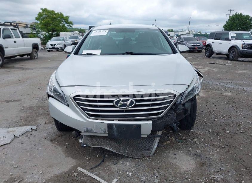 Photo 11 of 2016 Hyundai Sonata SE (VIN 5NPE24AF4GH415913)