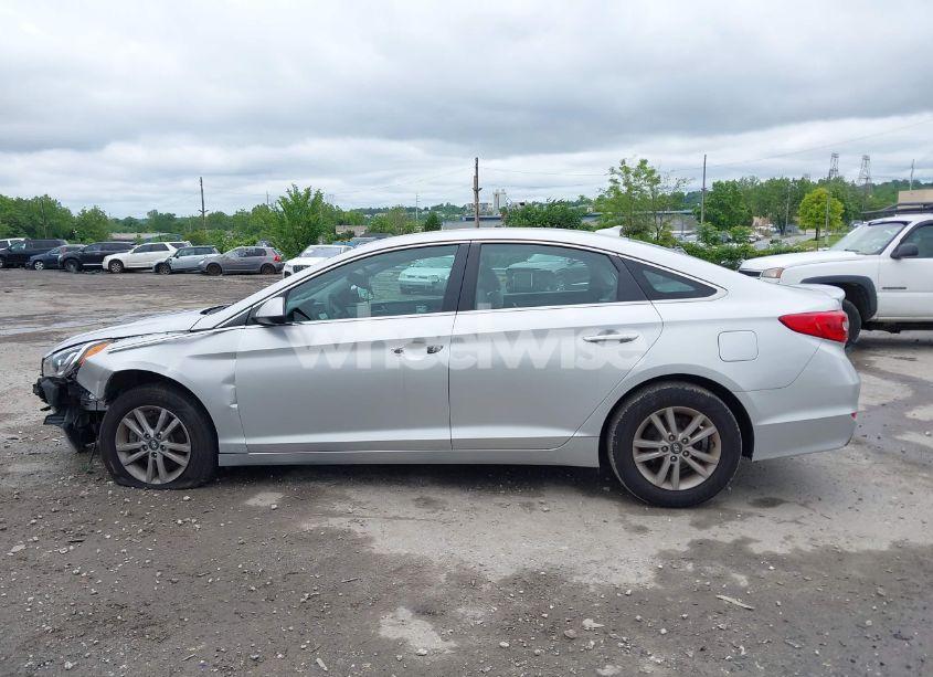 Photo 13 of 2016 Hyundai Sonata SE (VIN 5NPE24AF4GH415913)