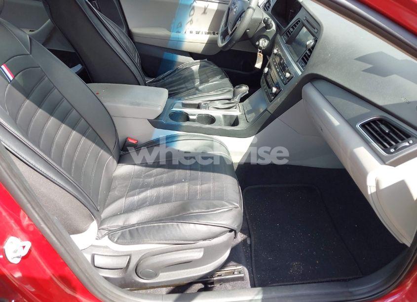 Photo 5 of 2017 Hyundai Sonata SE (VIN 5NPE24AF4HH442692)