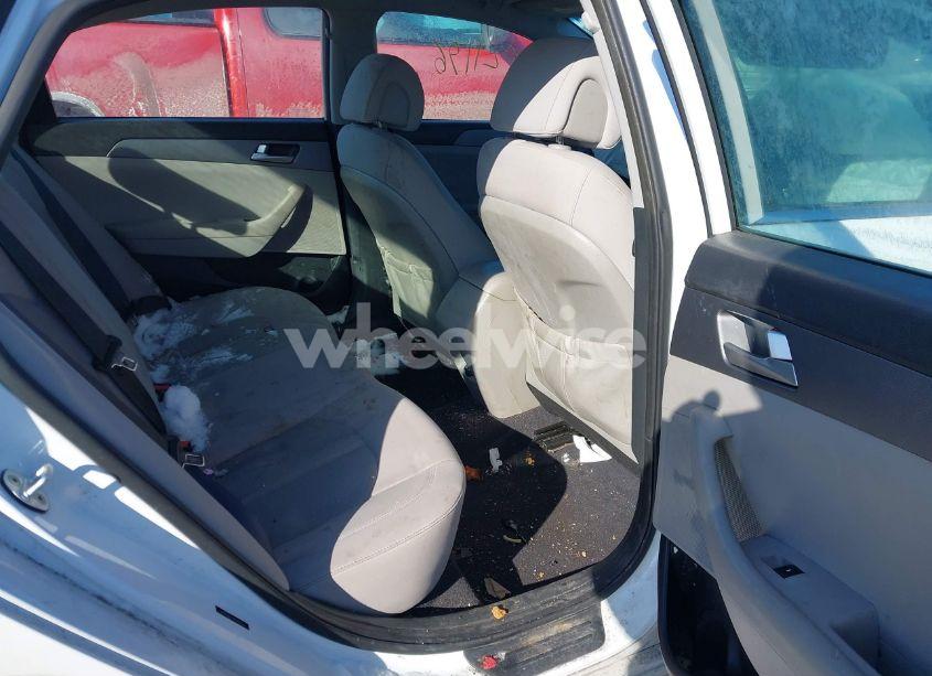 Photo 8 of 2017 Hyundai Sonata SE (VIN 5NPE24AF4HH451523)